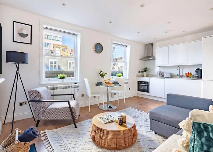 Fitzrovia - 1Br With Balcony Near Oxford Circus - Cityapartmentstay